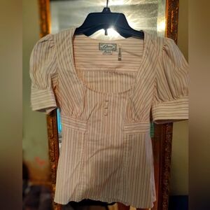 Guess fitted blouse. Pink and white. Size Small